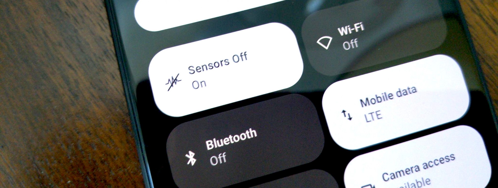 Sensors Off Quick Settings Tile on Android